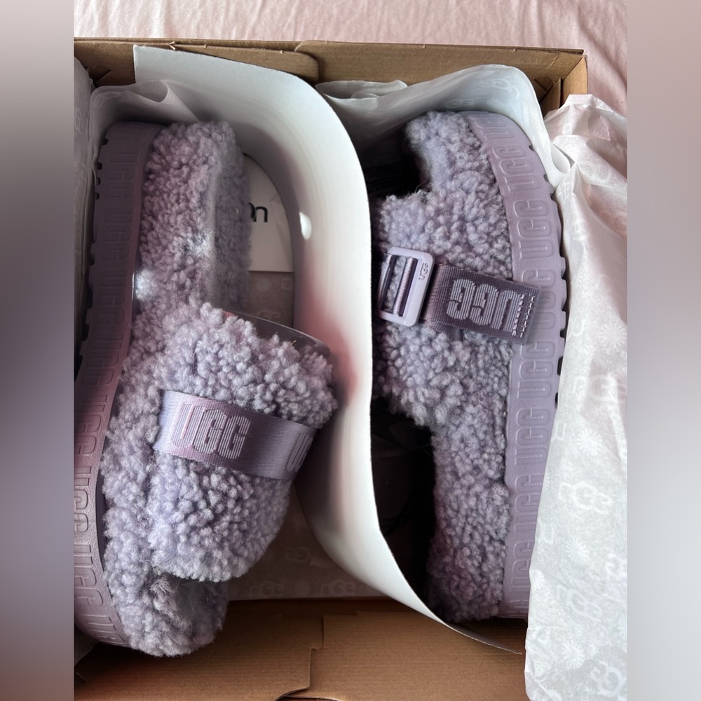 Ugg lilac fluffita size 10